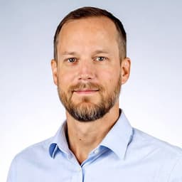 Martin Dvořák, specialista na exekuce a dražby